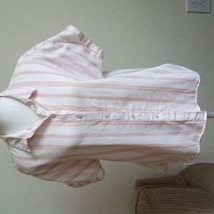 Universal Threads Medium cotton button down, cuff short sleeves, pink/white, EUC